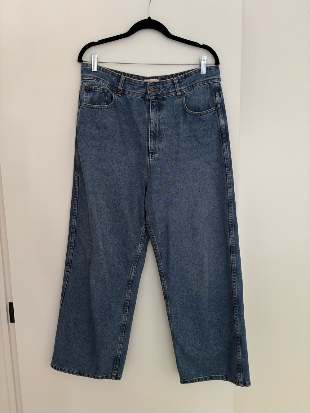 Sezane Le Crop Denim Jeans in Denim Blue Size 42 US 10 (fits 12) - Picture 2 of 9